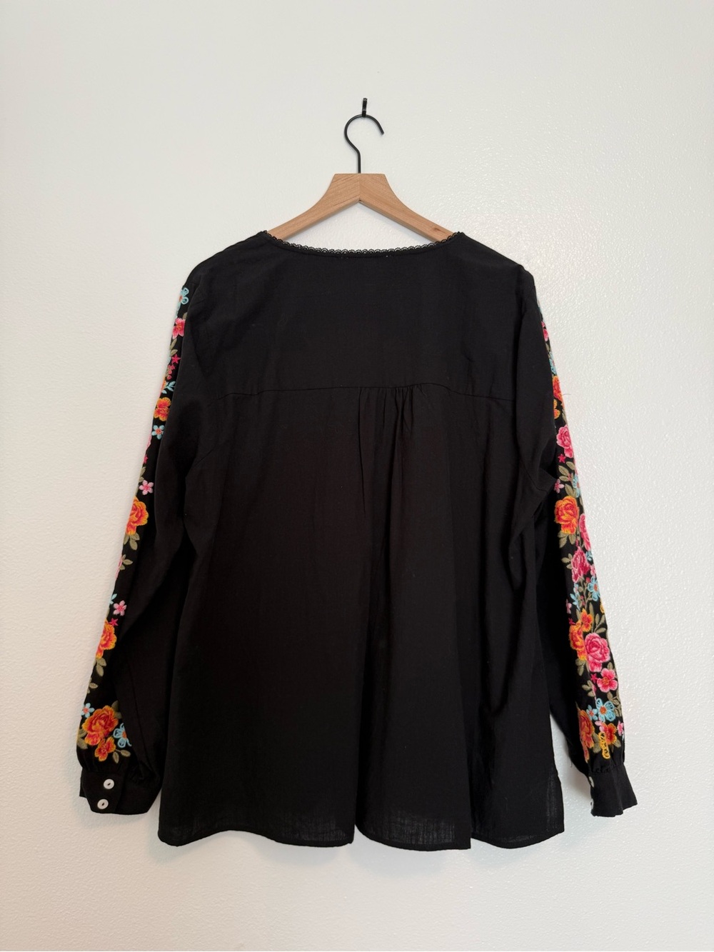 Savanna Jane - Embroidered Floral Long Sleeve Button Front Blouse Top Black - 2X - Picture 3 of 11
